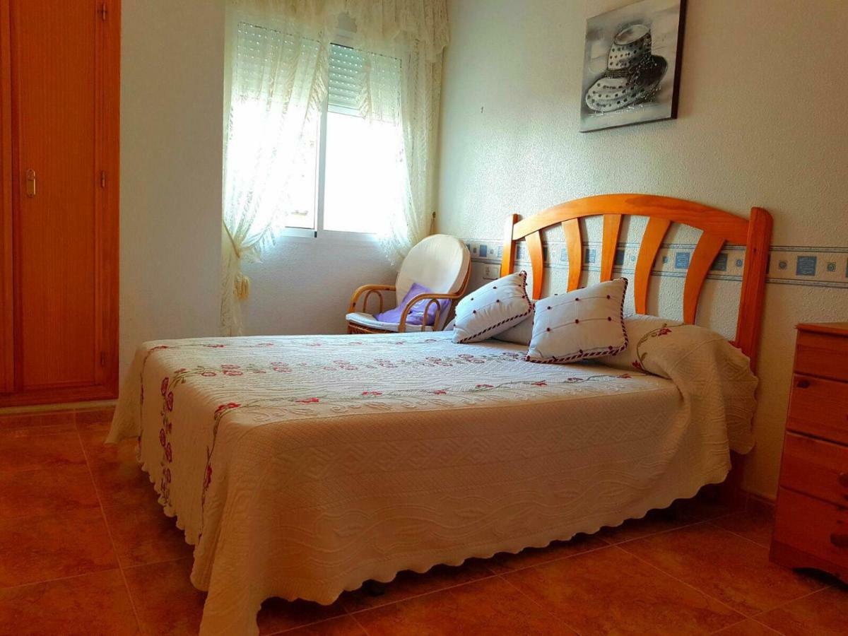 Sunny Appartment In The Center Torrevieja Exterior photo